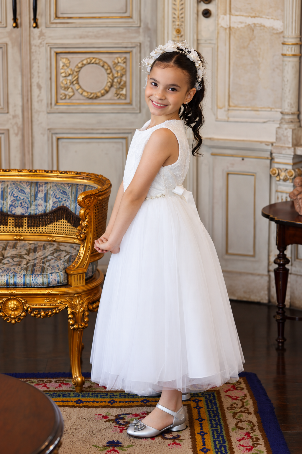 Elegante y delicado, el Vestido Claridad ideal para Bautizo y primera comunión.